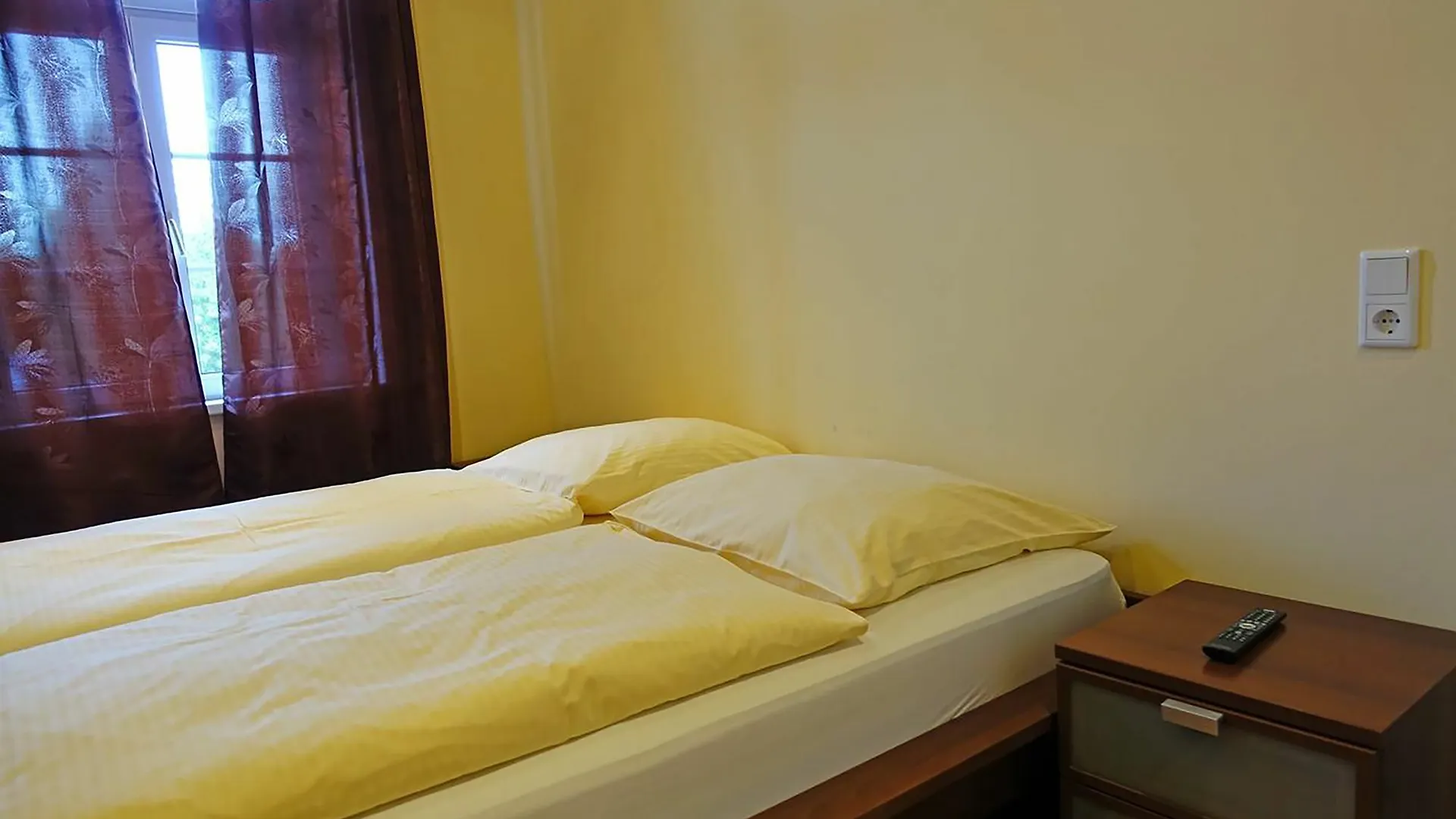 *** Vendégház Suedbruecke Koeln Hotel Németország